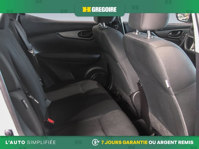 Nissan Qashqai 2023 Blanc Blainville - photo #26