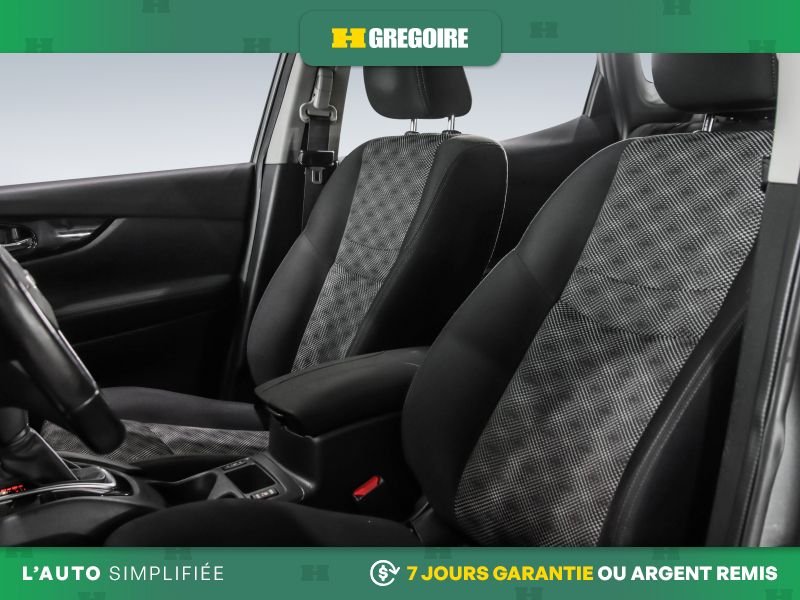 2019 Nissan Qashqai Grey Blainville - photo #19