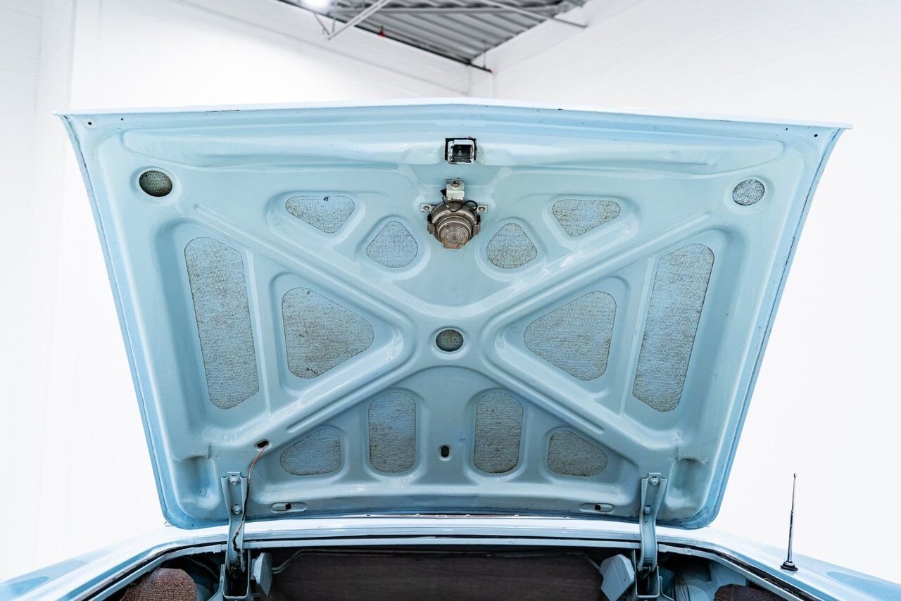 Pontiac Bonneville **PRIX EN USD**C8 Suffix 389cu.in. TriPower 4 Speed 1961 Bleu Montréal - photo #95