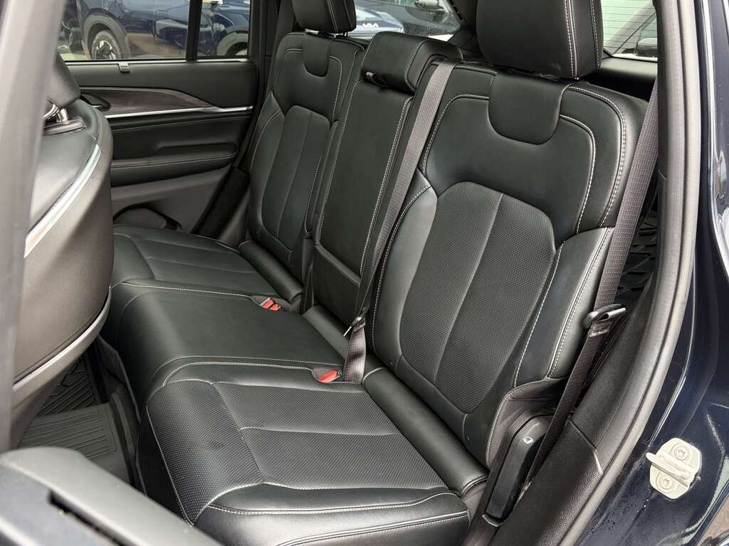 2024 Jeep Grand Cherokee Blue Gatineau - photo #14