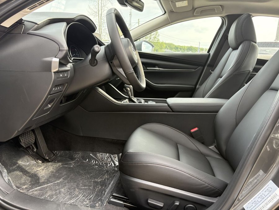 MAZDA Mazda3 2026 2026 Gris mécanique métallisé