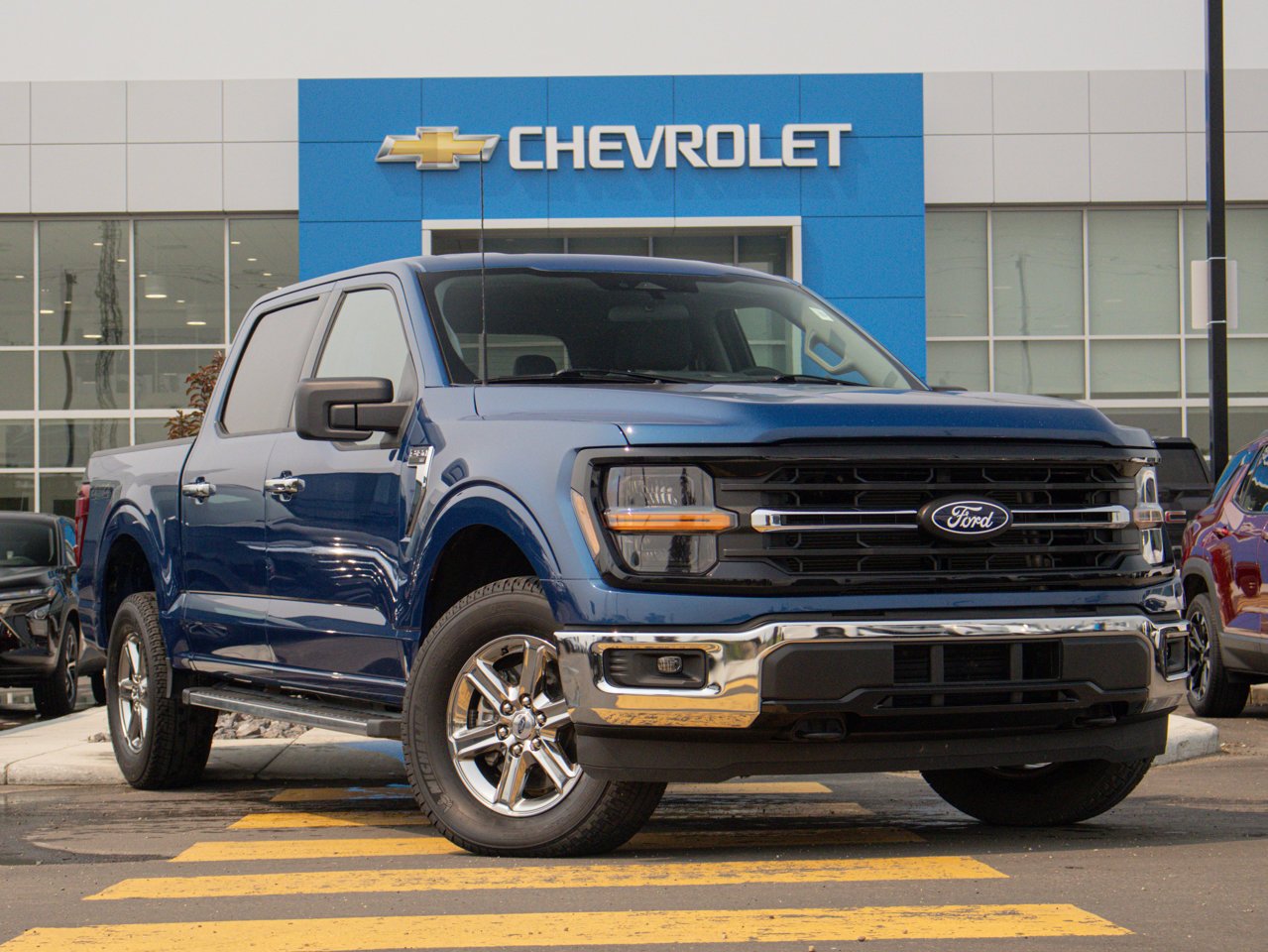 2025 Ford F-150 XLT 4WD SuperCrew 5.5' Box Blue Sherwood Park - photo #13
