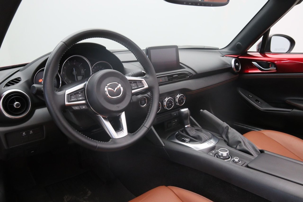 Mazda MX-5 NIV JM1NDAD73P0557308 2023 Rouge Chicoutimi - photo #6