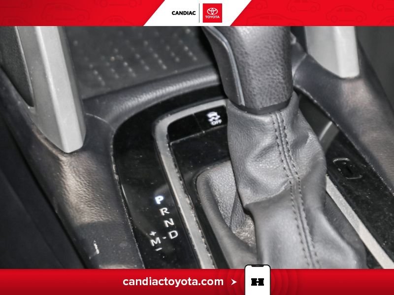 2022 Toyota Corolla Red Saint-Eustache - photo #29