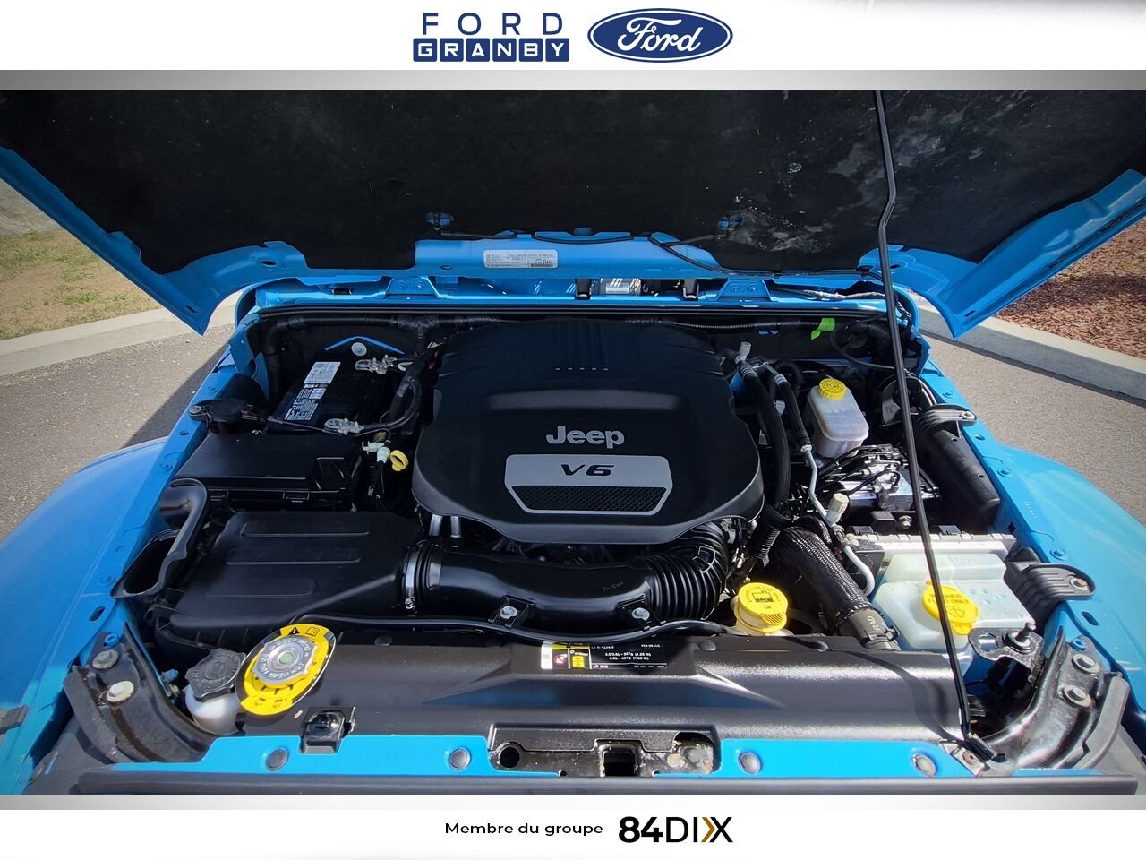 Jeep Wrangler Unlimited 2017 Bleu Granby - photo #22