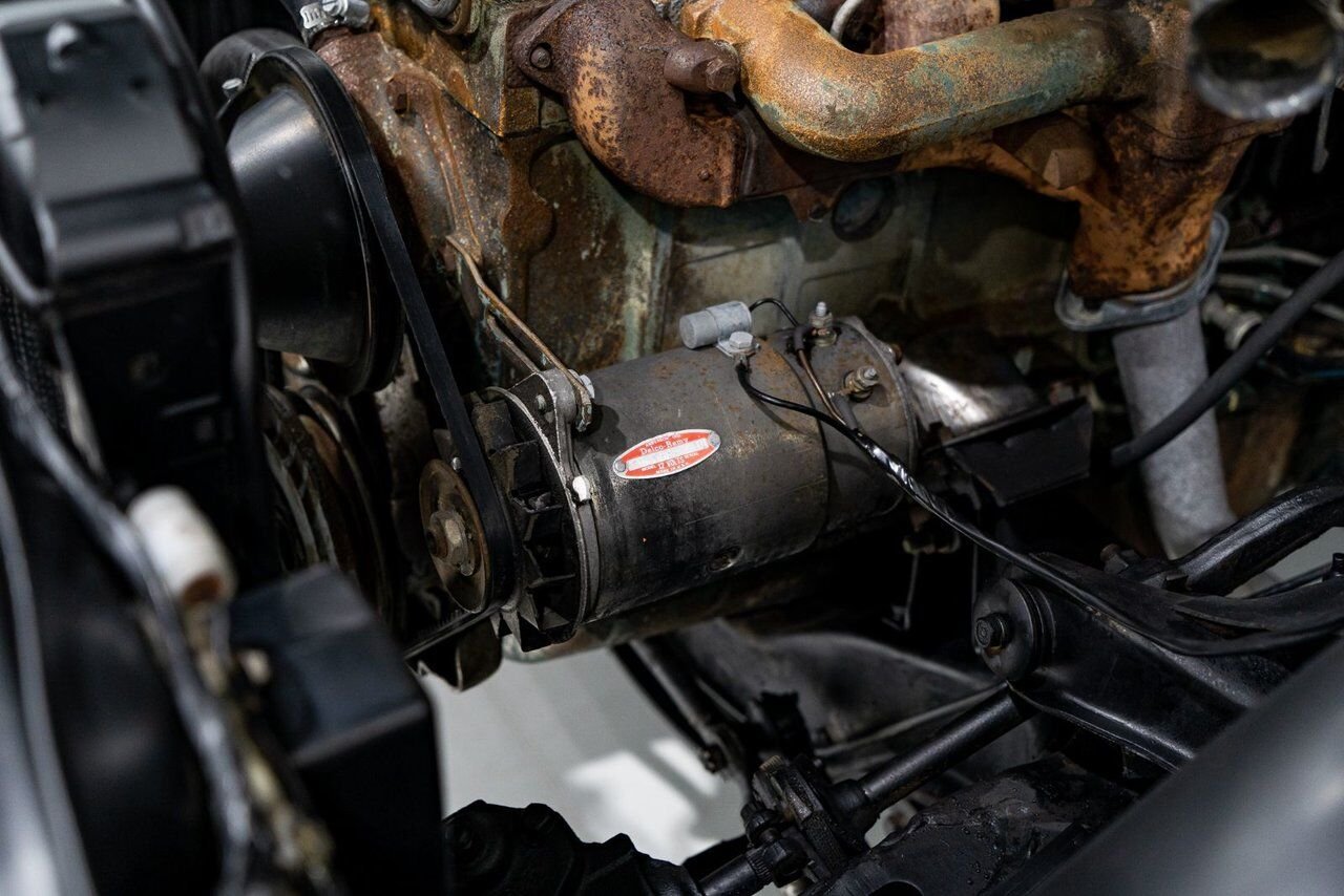 Chevrolet Biscayne Unrestored nearly all original parts 1962 Rouge Montréal - photo #51