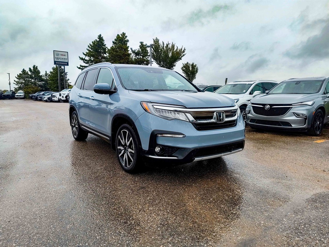 2022 Honda Pilot Touring 7-Passenger AWD Grey Sherwood Park - photo #2