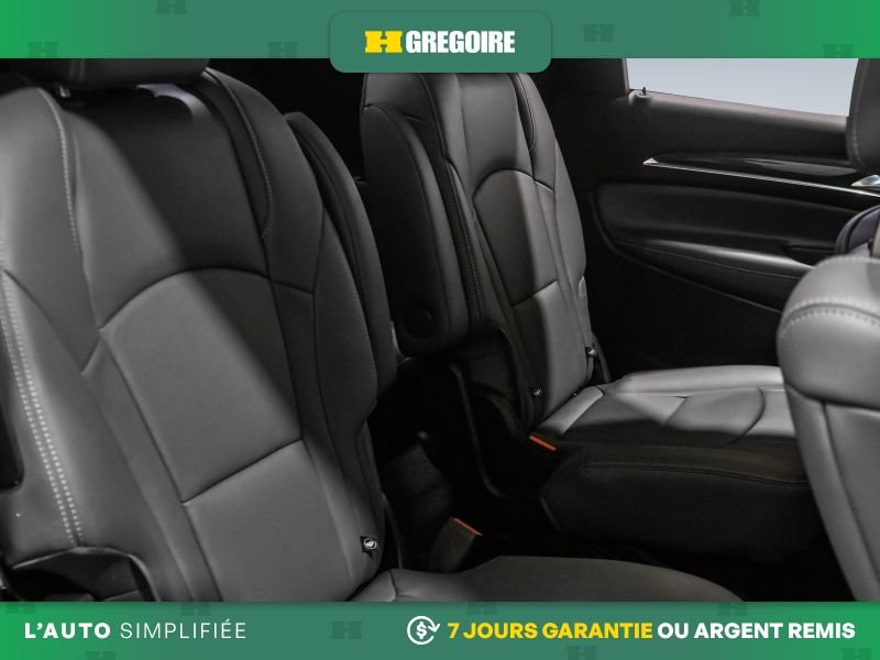 2024 Buick Enclave Grey Laval - photo #29