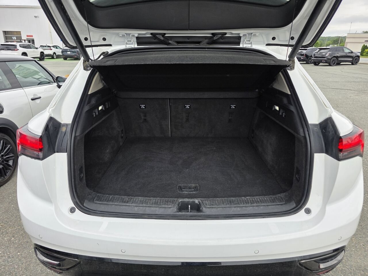 Buick Envision Essence 2022 Blanc Rouyn-Noranda - photo #20