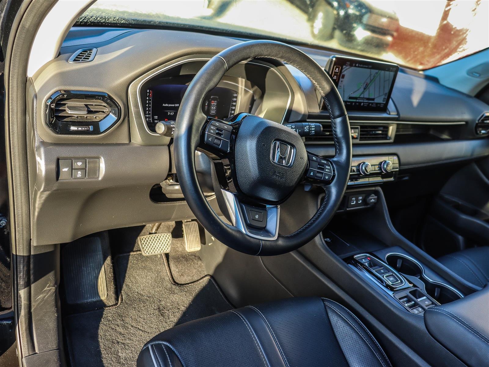 Honda Pilot Touring 2023 Black Ottawa & Gatineau - photo #8