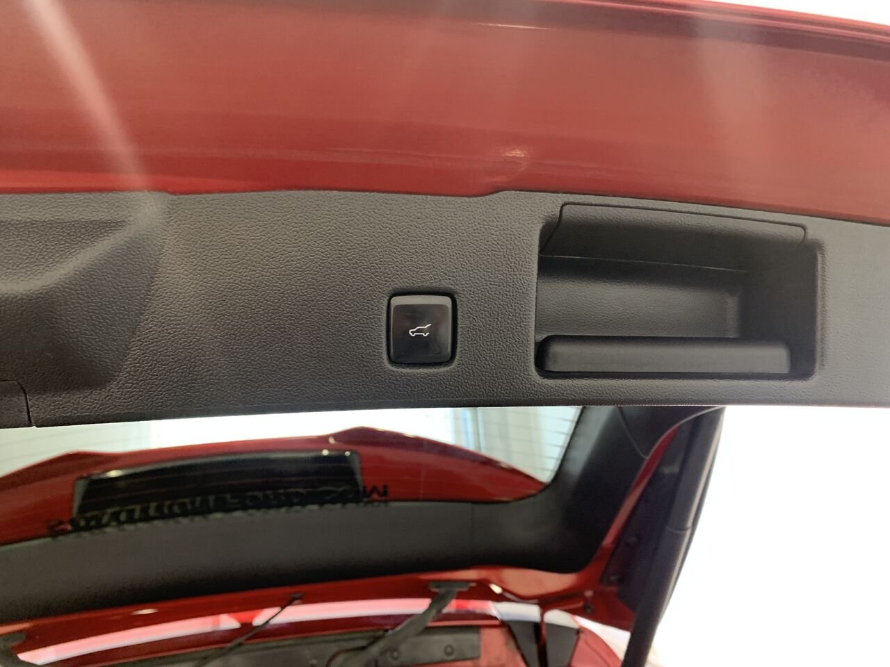 2023 Ford Escape ESCAPE ST-LINE HYBRIDE AWD Red Châteauguay - photo #11