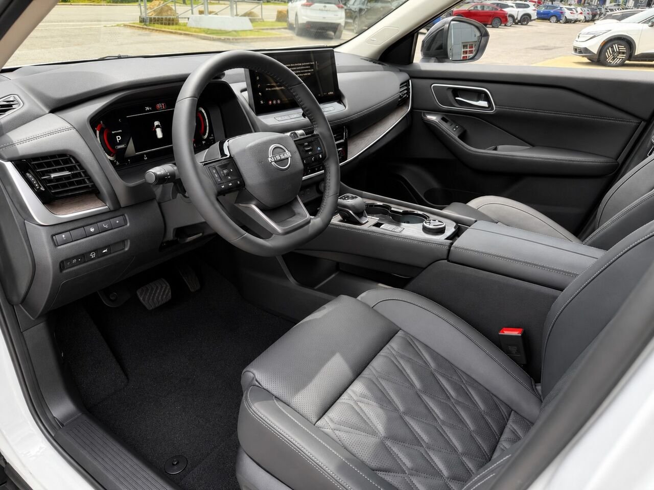 NISSAN Rogue ROGUE PLATINE 2026 Blanc Everest triple couche deux tons Châteauguay - photo #12