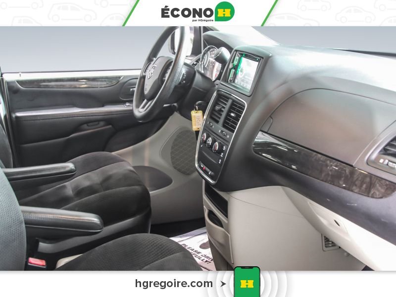 2016 Dodge GR Caravan White Blainville - photo #24
