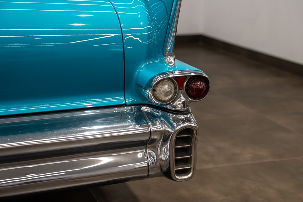 Cadillac Series 62 1958 Bleu Montréal - photo #9