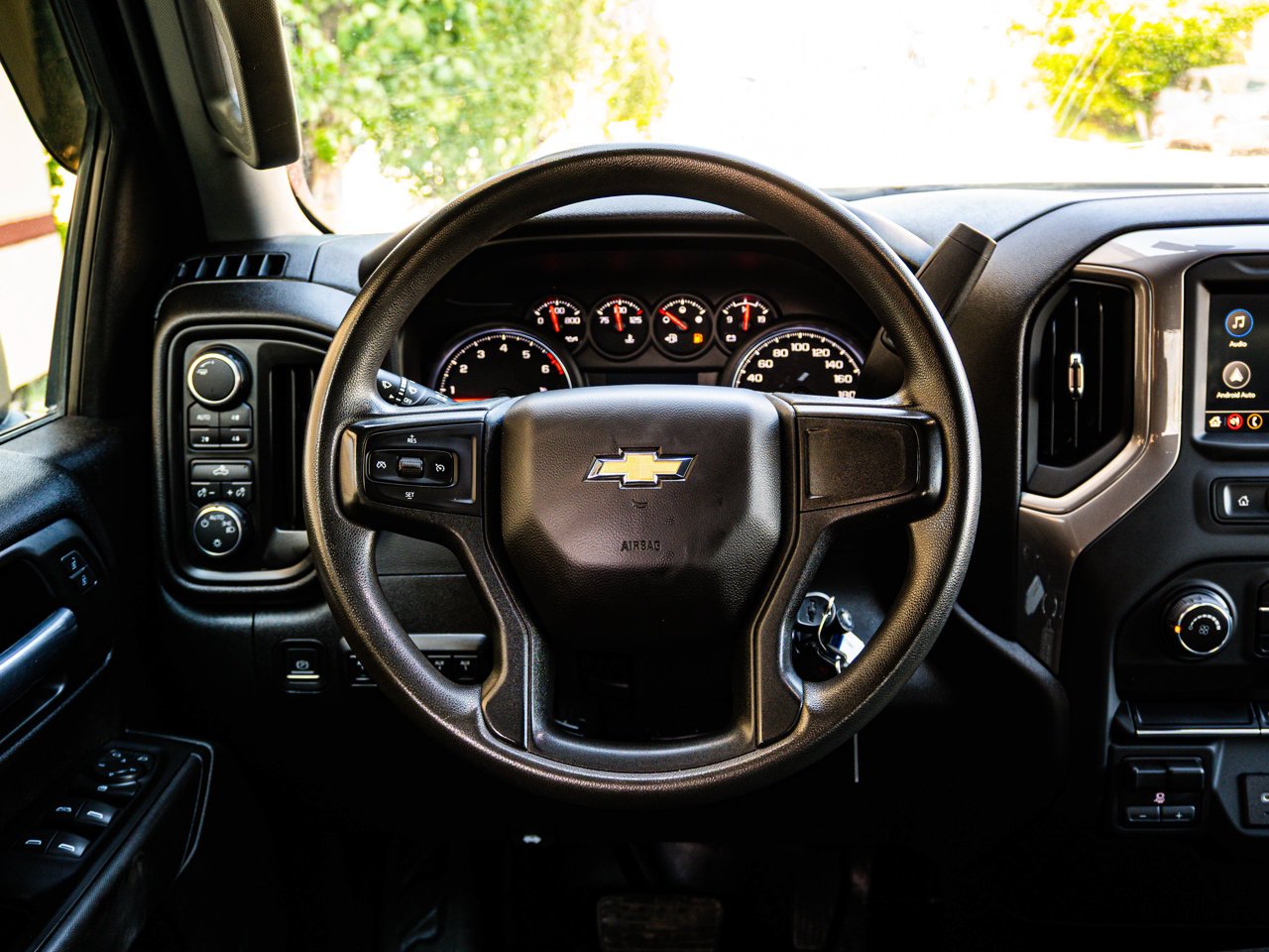 2022 Chevrolet Silverado 2500HD 4WD Crew Cab 159 Work Truck White Sherwood Park - photo #28