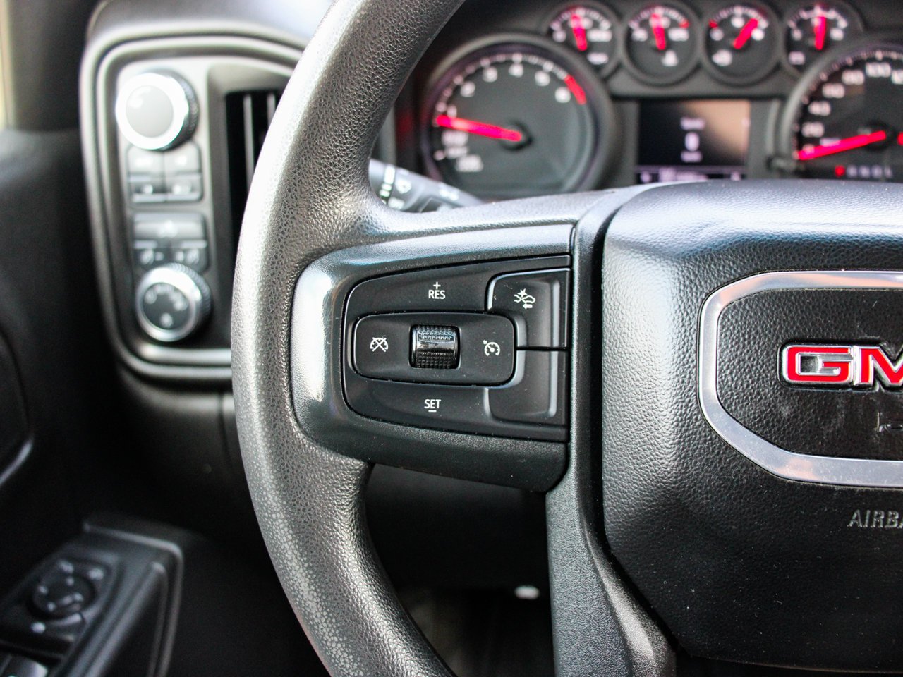 2024 GMC Sierra 1500 4WD Crew Cab 147 Pro Black Sherwood Park - photo #18