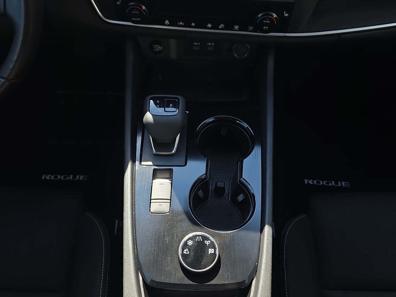 2024 Nissan Rogue S TI AWD, Cruise control, Sièges chauffant, écran tactile Black Val-David - photo #11