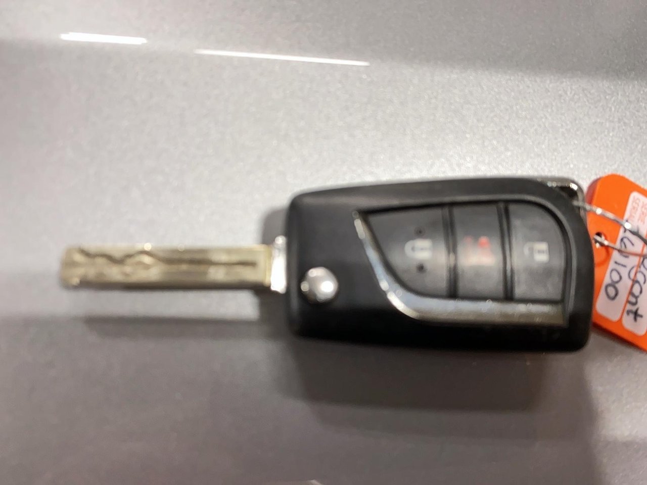 2022 Toyota RAV4 VIN 2T3B1RFV2NW261100 Grey Chicoutimi - photo #23