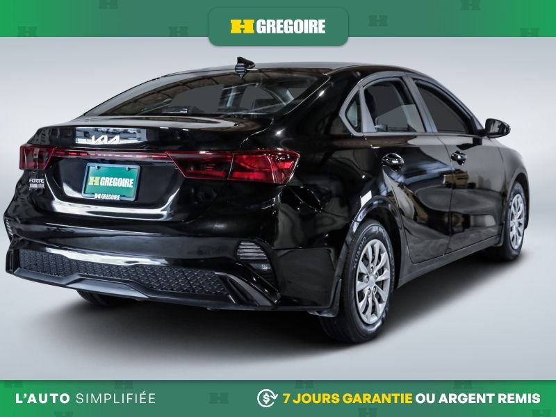 2022 Kia Forte Black Saint-Eustache - photo #8