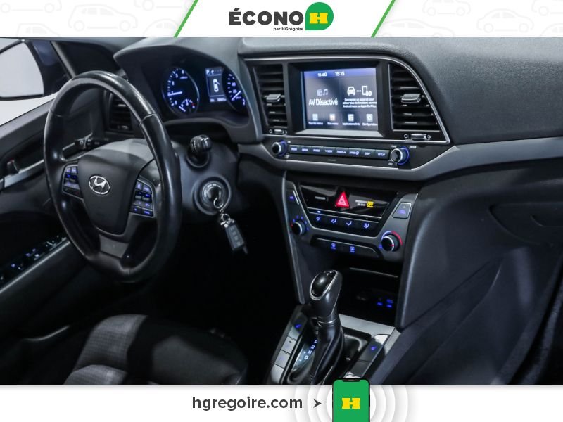 Hyundai Elantra 2018 Bleu Laval - photo #20