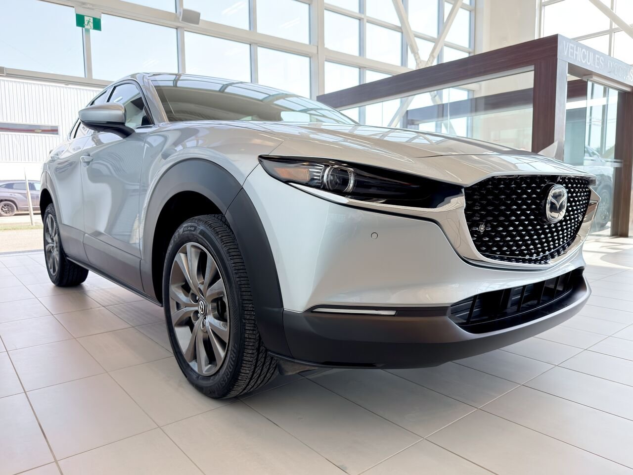 Mazda CX-30 2023 Argent Notre-Dame-des-Prairies - photo #2