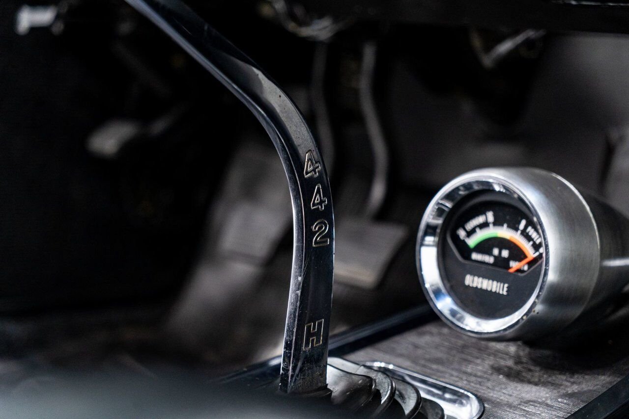 1966 Oldsmobile 442 PRIX EN USD | Matching# 400cu.in. 4-Speed Blue Montreal - photo #65
