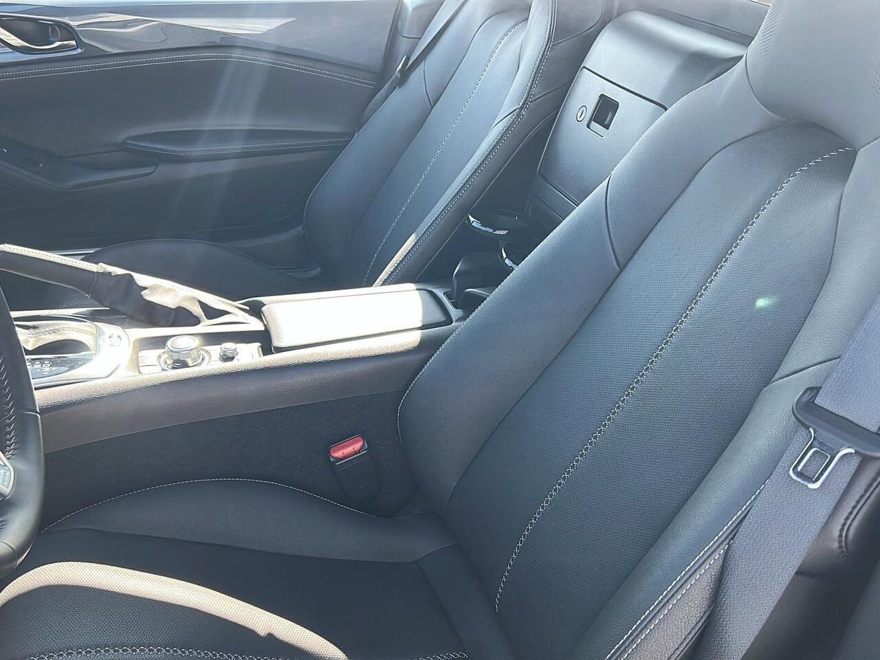 2021 Mazda MX-5 Grey Rouyn-Noranda - photo #14
