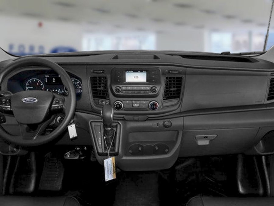 Ford Transit fourgon utilitaire T-250 PA toit bas 130 po PNBV de 9 070 lb 2025 Noir agate métallisé