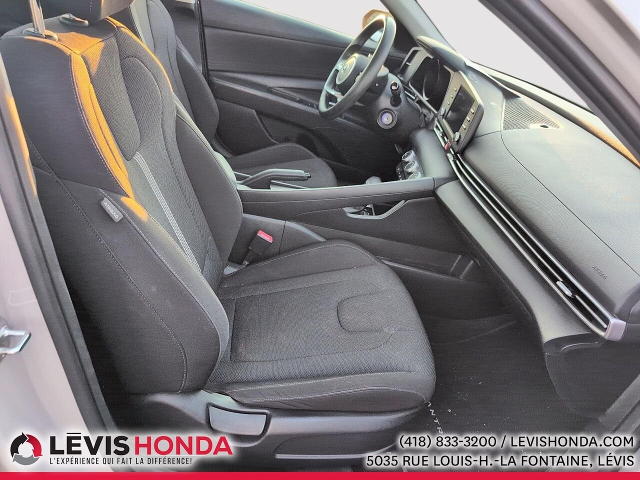 2022 Hyundai Elantra Essential Essential IVT Grey Lévis - photo #6