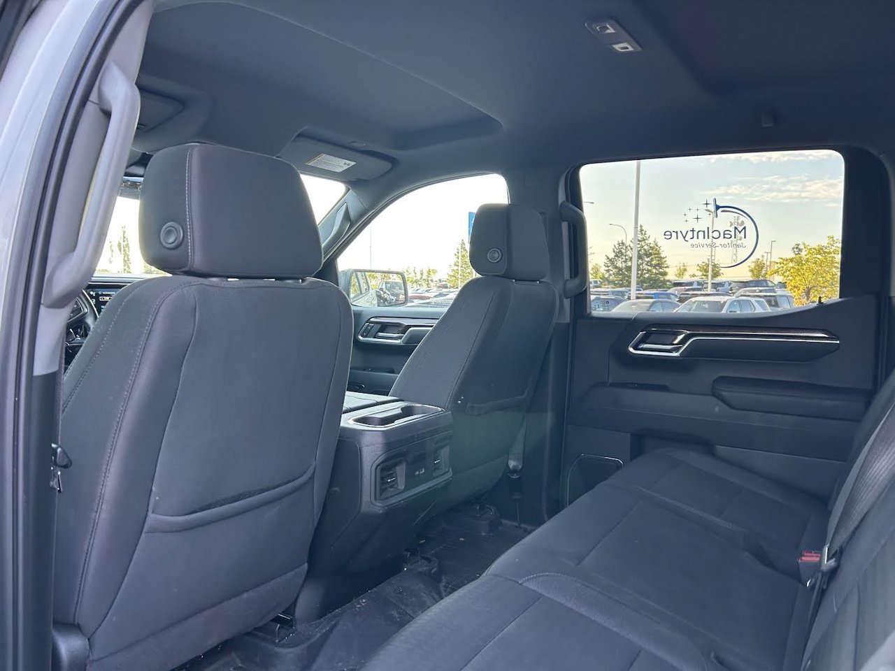 2024 Chevrolet Silverado 1500 4WD Crew Cab 147 RST White Sherwood Park - photo #5