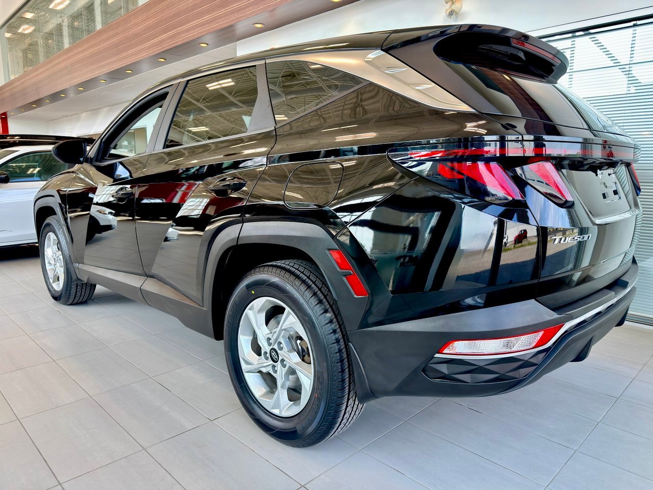 2022 Hyundai Tucson Black Notre-Dame-des-Prairies - photo #8