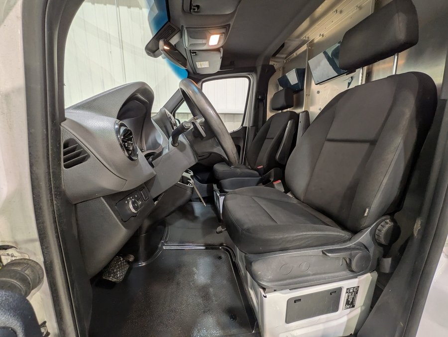 Mercedes-Benz Sprinter Van 2500 High Roof V6 144" 2020 Blanc