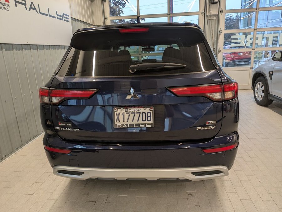Mitsubishi Outlander PHEV SEL AWD 2024