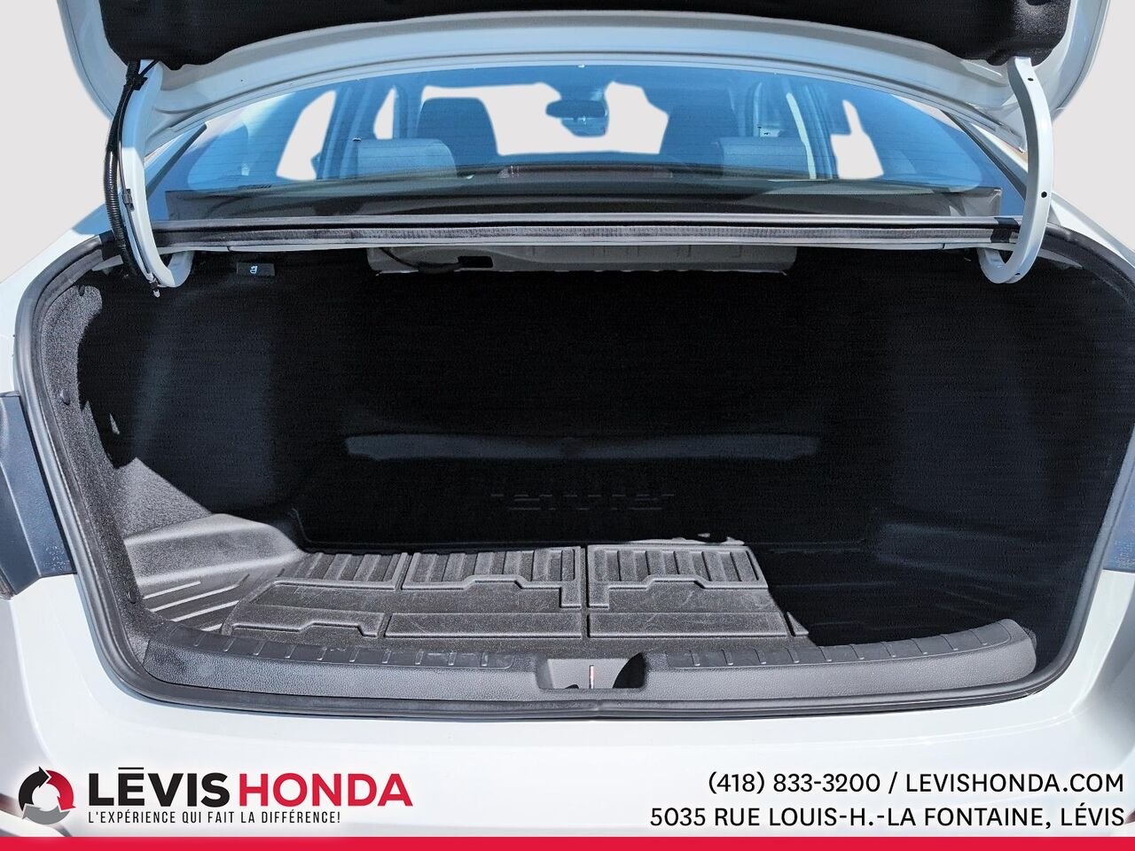 Honda Civic LX LX CVT 2025 Blanc Lévis - photo #13