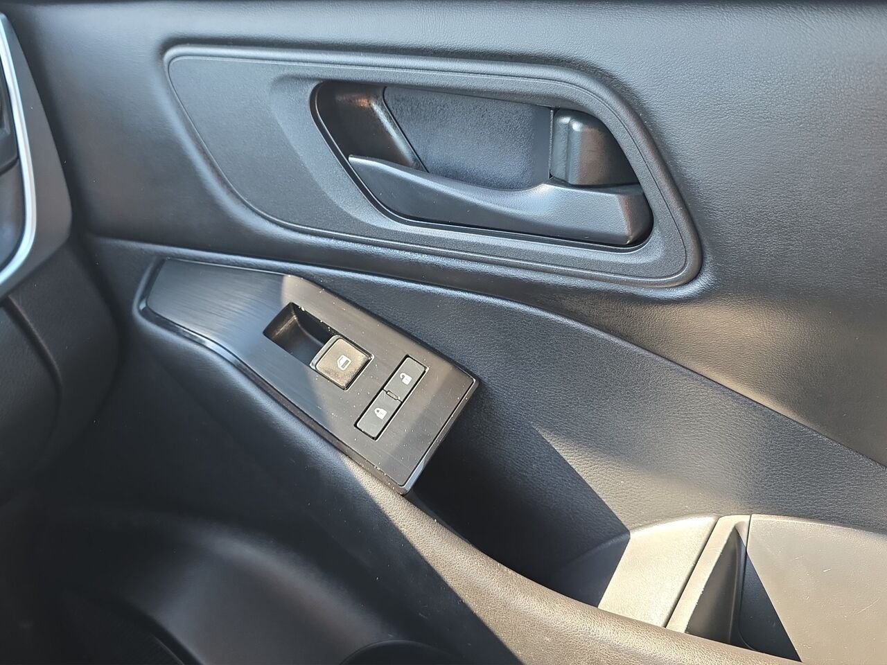 2024 Nissan Rogue S TI AWD, Cruise control, Sièges chauffant, écran tactile Black Val-David - photo #15