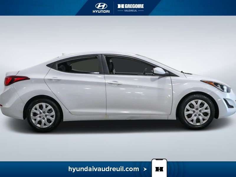 2016 Hyundai Elantra White Laval - photo #12