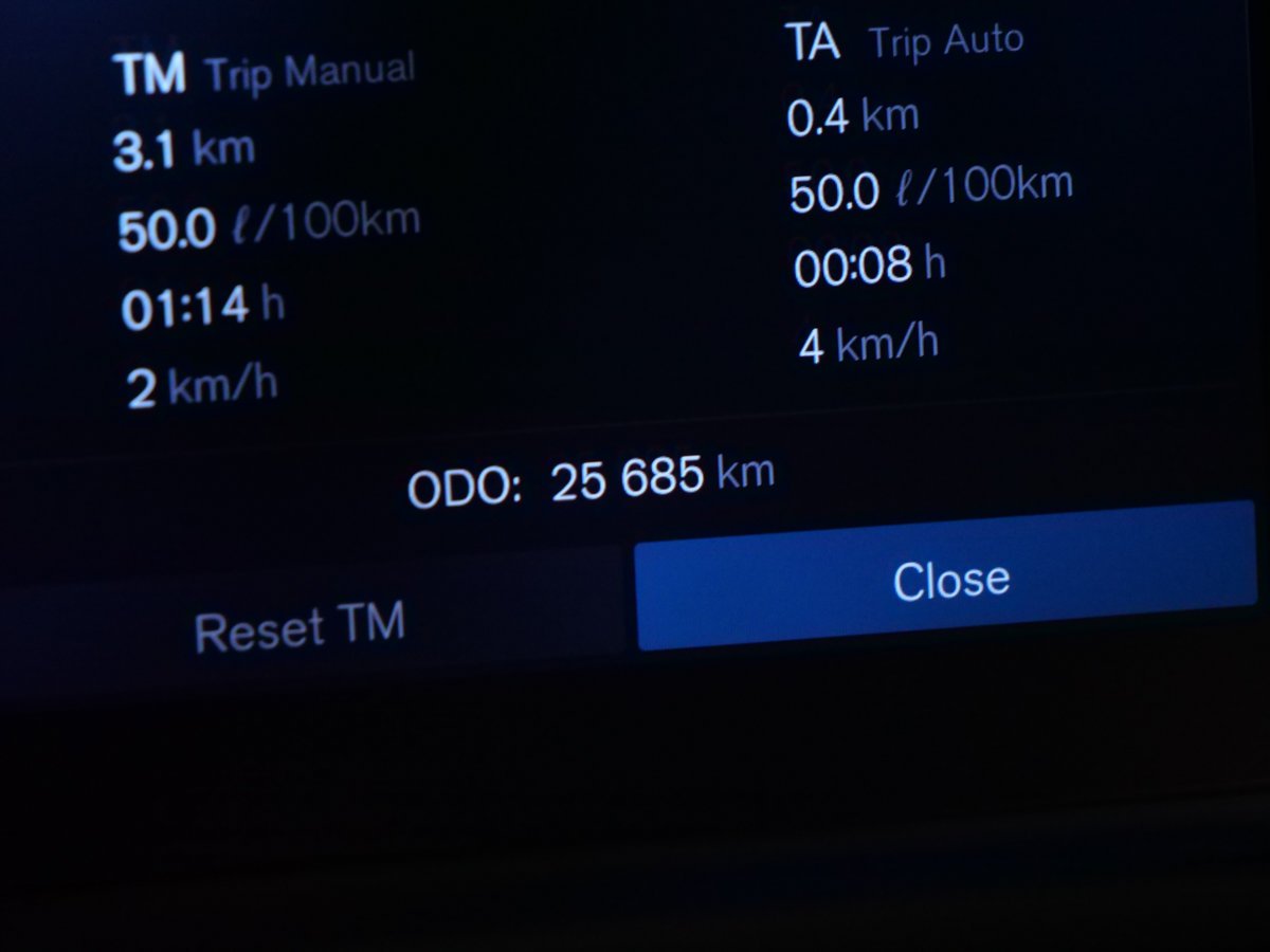 Volvo XC60 Ultimate Dark Theme 2024 Montréal - photo #11