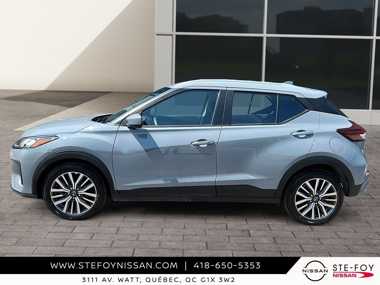 Nissan Kicks SV TA 2024 Gris Ste-Foy - photo #4