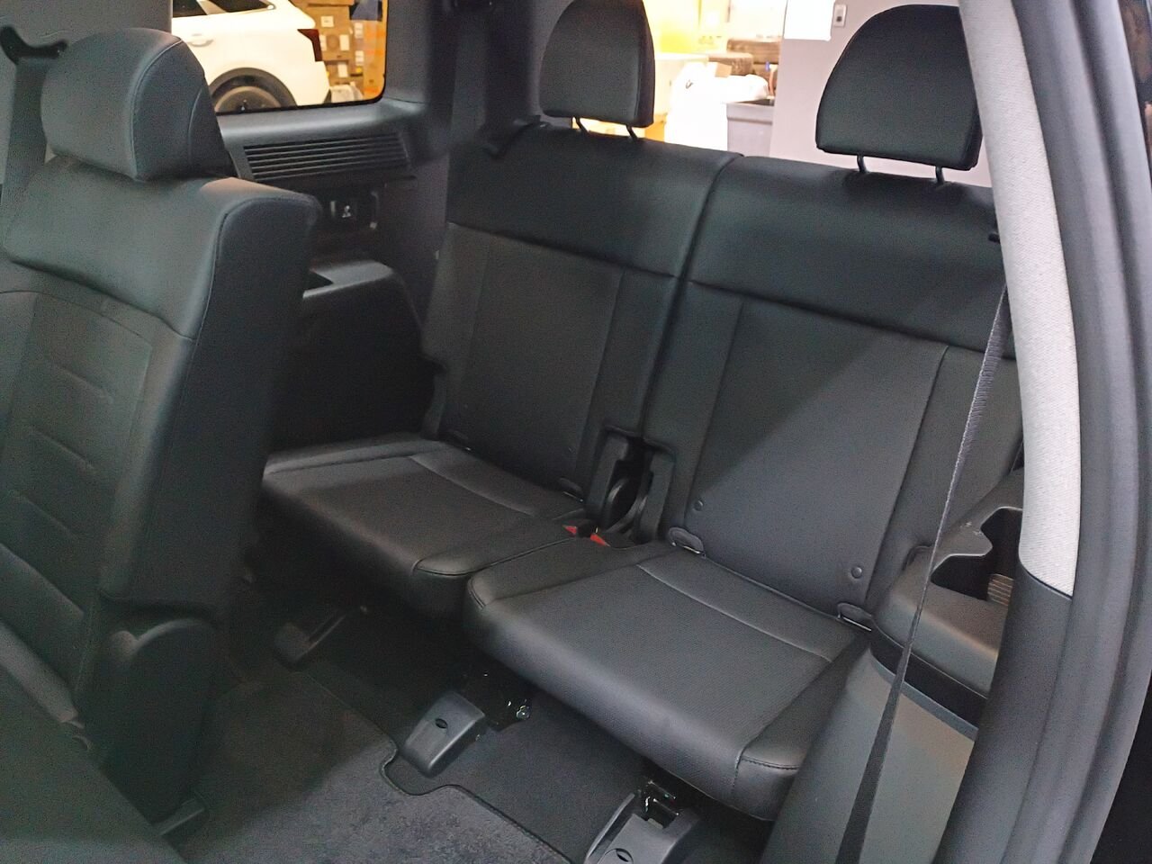 2025 Hyundai Santa Fe Black Blainville - photo #16