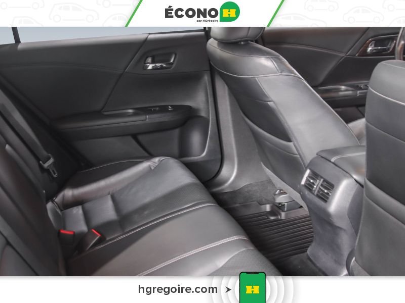 2017 Honda Accord White Blainville - photo #24