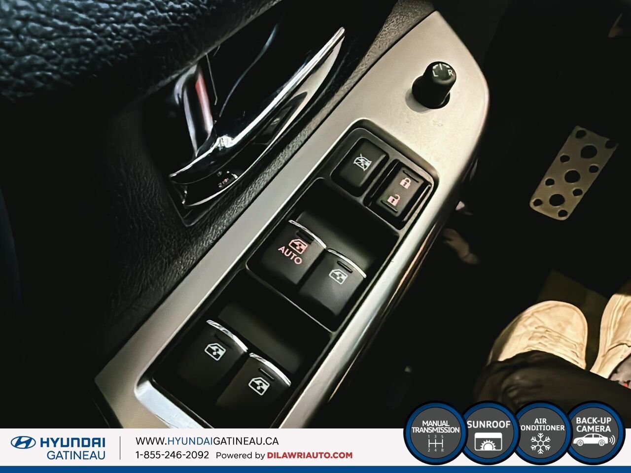 Subaru Impreza Voiture à hayon, 5 portes, boîte manuelle *** bas millage , AWD *** 2015 Blanc Ottawa & Gatineau - photo #9