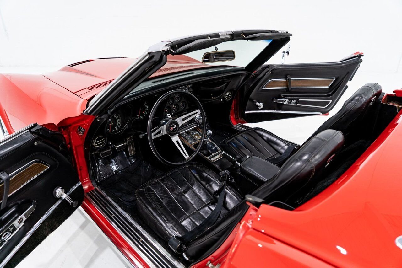 Chevrolet Corvette *PRIX EN USD* Matching# LT1 350/330HP 1971 Rouge Montréal - photo #7