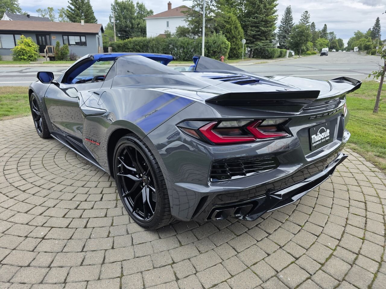 Chevrolet Corvette 3LT 2027 Gris Pitch métallisé Rouyn-Noranda - photo #3
