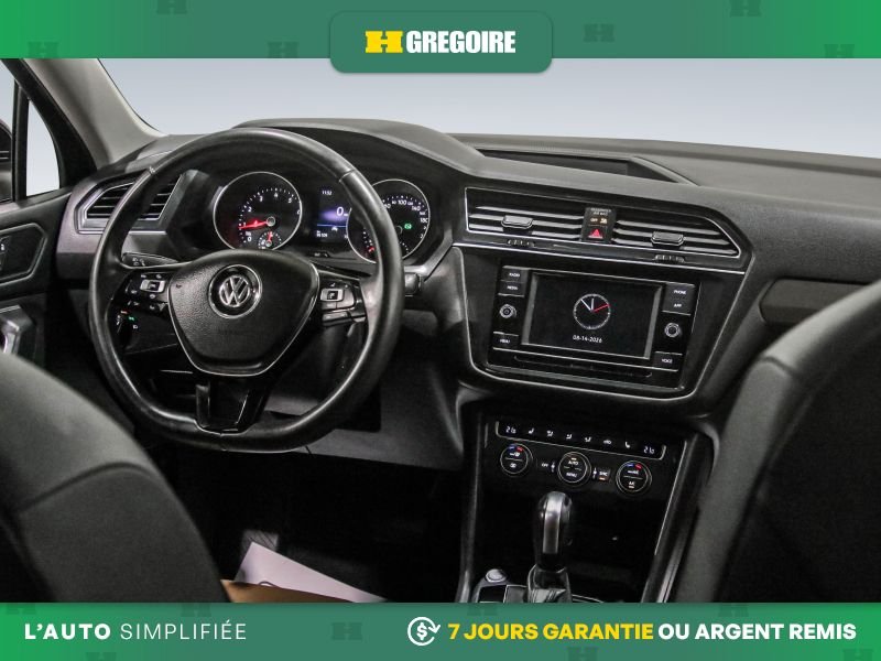 2020 Volkswagen Tiguan Black Blainville - photo #17