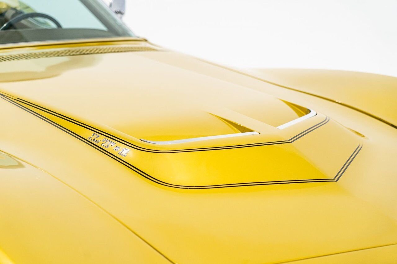 1972 Chevrolet Corvette Unrestored matching# LT1 with documented 103,454km(64,283mi) | PRIX EN USD Gold Montreal - photo #26