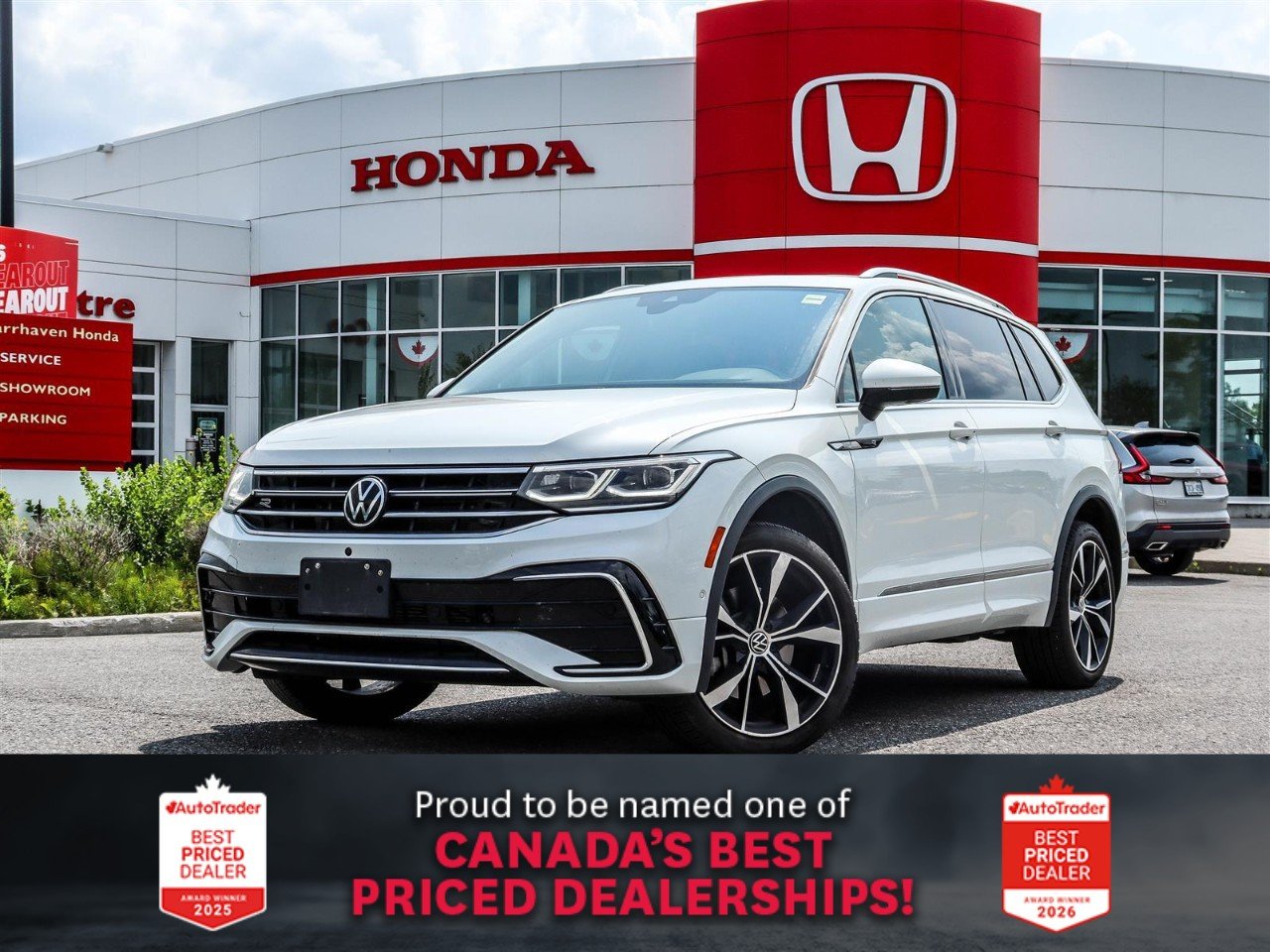 2022 Volkswagen Tiguan Highline R-Line 4MOTION Ottawa & Gatineau - photo #0