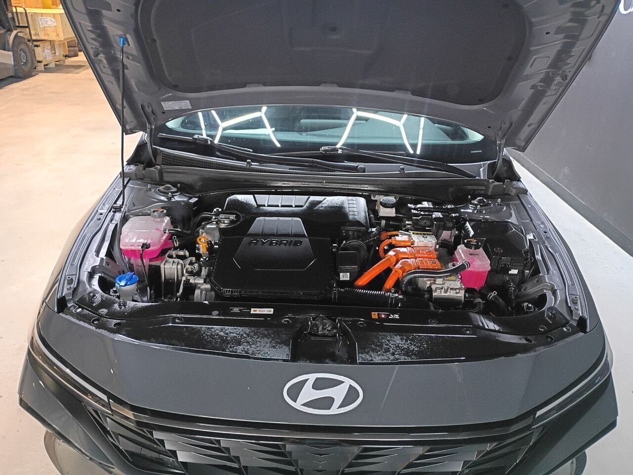 2025 Hyundai Elantra Hybrid Grey Blainville - photo #28