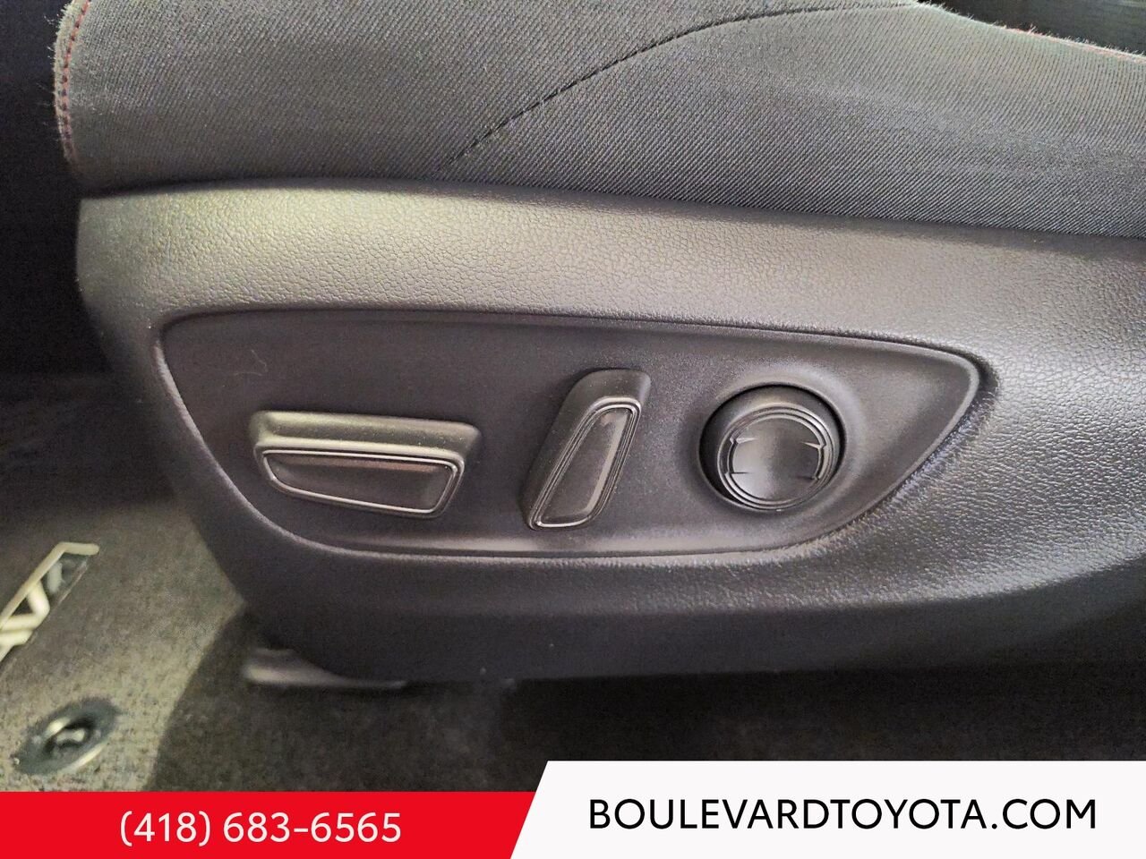 Toyota RAV4 Prime 99905A-72 | PRIME, SE, AWD 2023 Blanc Québec - photo #9