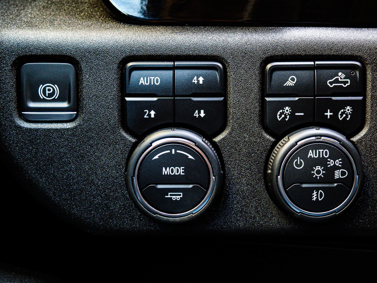 2024 Chevrolet Silverado 3500HD 4WD Crew Cab 159 High Country Black Sherwood Park - photo #30