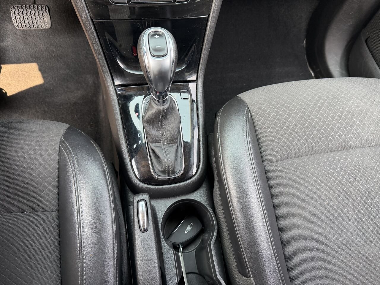 BUICK ENCORE PREFERRED Privilégiée 4 portes TA 2021 Blanc Ottawa & Gatineau - photo #3